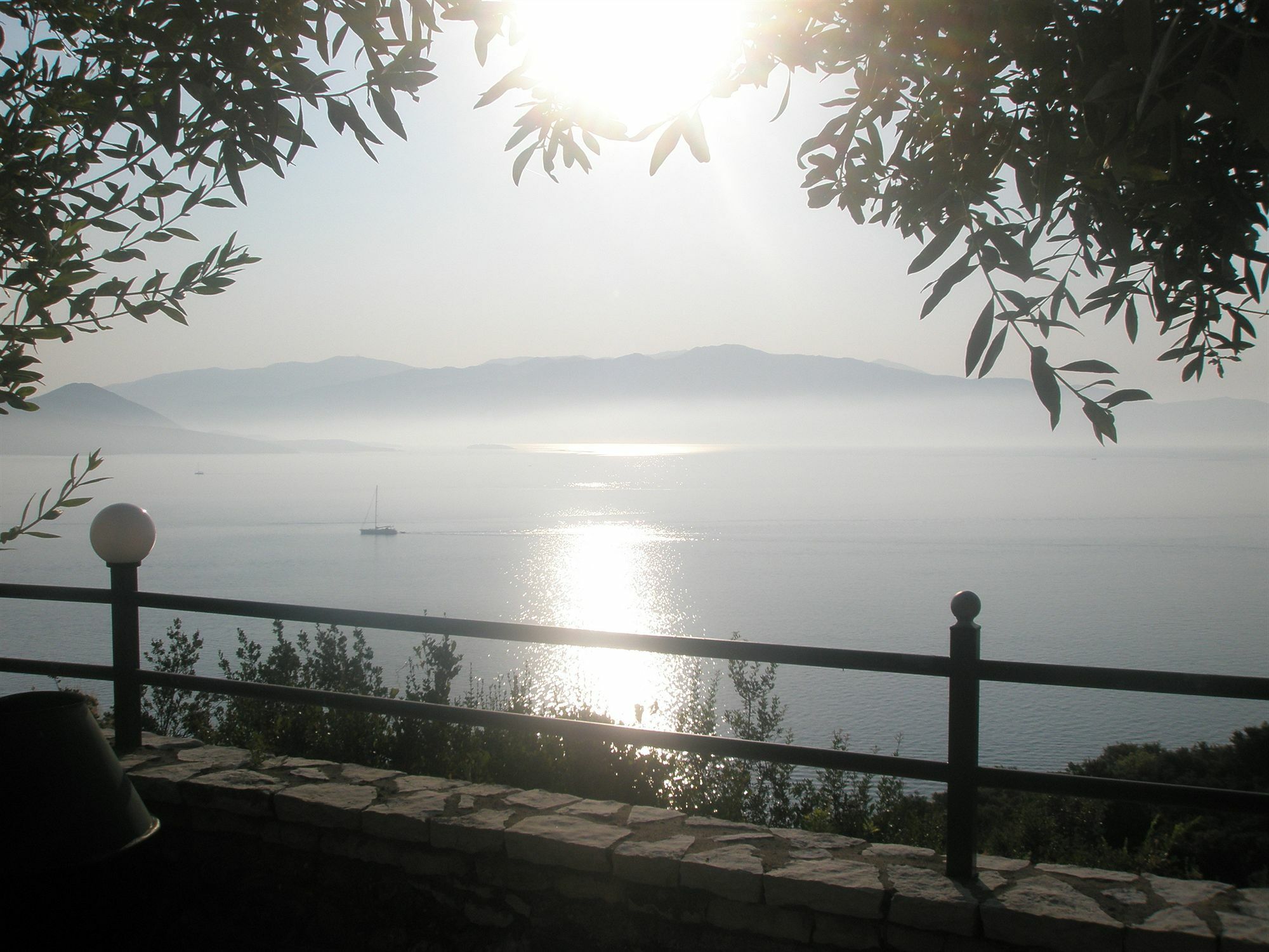 Villa Magemenou Nikiana Bagian luar foto